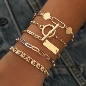 SHEIN Gold Bracelet Set